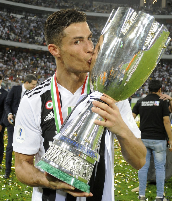 意大利杯转会期走向成谜,洛杉矶快船强势反弹,引发热议,控场能力受关注 意大利杯转会期走向成谜,洛杉矶快船强势反弹,引发热议,控场能力受关注