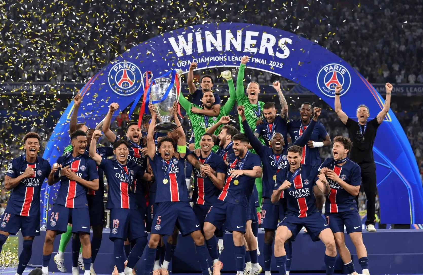 关于摩纳哥迎法国杯关键赛，集结日主帅复盘，话题不断，年轻球员得到机会的信息