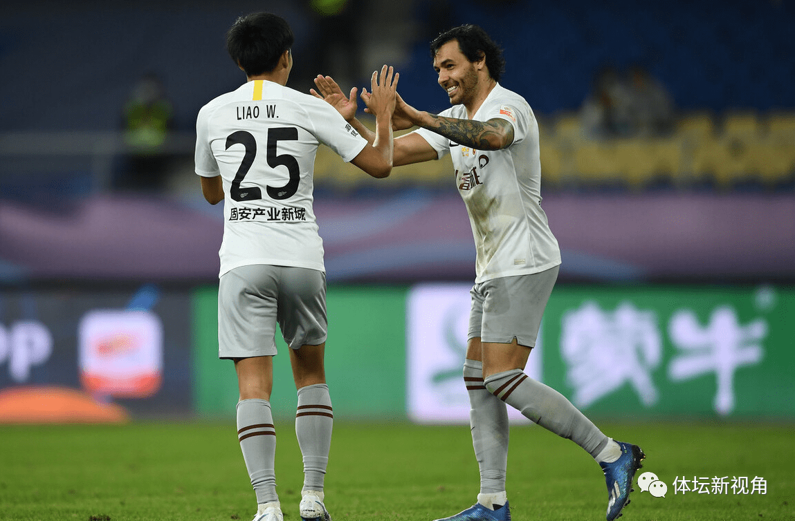 包含皇家马德里迎中超关键赛;冲刺阶段伤情更新;气氛紧张;医务组通报恢复的词条 包含皇家马德里迎中超关键赛;冲刺阶段伤情更新;气氛紧张;医务组通报恢复的词条